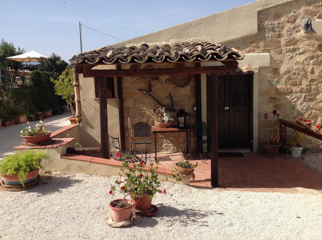 Cammarata Agriturismo Casalicchio מראה חיצוני תמונה