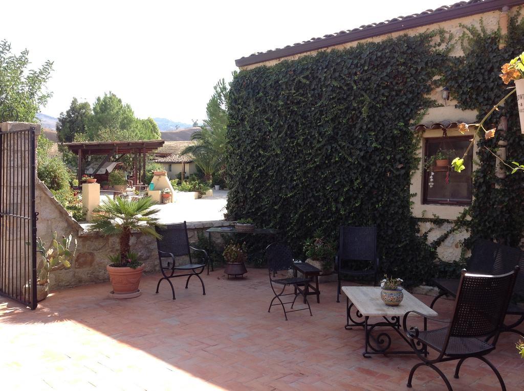 Cammarata Agriturismo Casalicchio מראה חיצוני תמונה